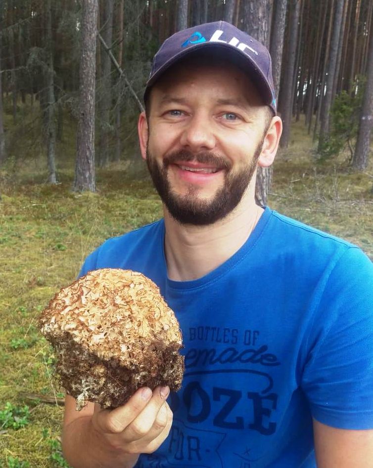 Mariusz Miotke_str